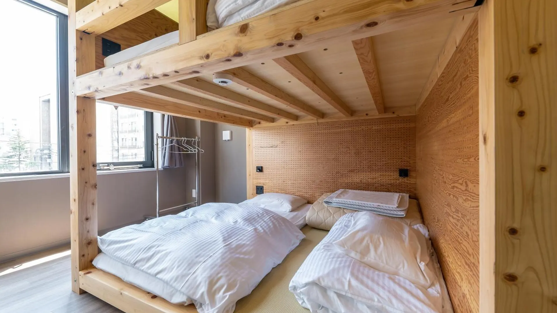 Wise Owl Hostels Саппоро Япония